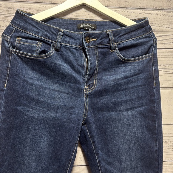 Charlie B Jeans - Picture 2 of 6